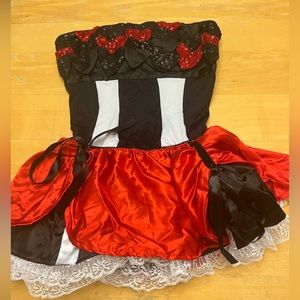 Queen of hearts costume